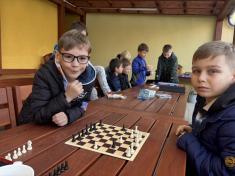 Březen - do venkovní učebny si vlezem